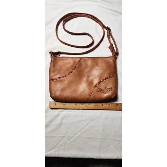 Rawlings Genuine Leather Purse Clutch Wristlet Baseball Stitch Zip Closure - Picture 10 of 11